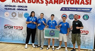 Çayırovalı kick boksçular 3 madalya kazandı