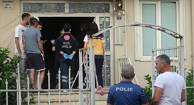 Eski medya çalışanı evinde ölü bulundu