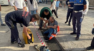 Gebze'de ayağı mazgala sıkıştı, yardıma itfaiye koştu!