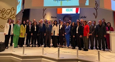 İYİ Parti İzmit İlçe Yönetimi istifa etti