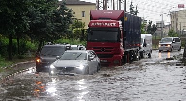 Kocaeli, yağışın ardından sular altında kaldı!