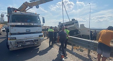 Kuzey Marmara Otoyolu'nda tır devrildi: 1 ölü!