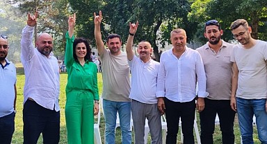 MHP’liler siyasetin stresini piknikle attı!