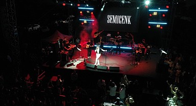 Semicenk'ten muhteşem konser