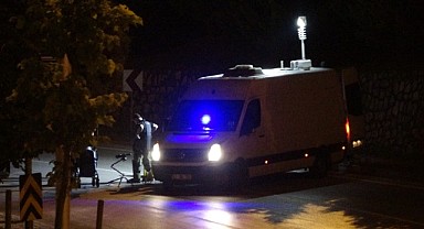 Yol kenarındaki şüpheli cisim fünyeyle patlatıldı!