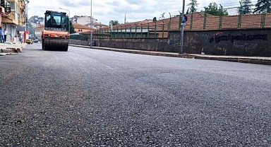 Bu sokağın asfaltı yenileniyor!