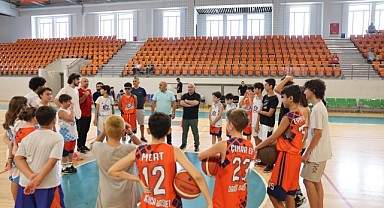 Darıca Belediyesi spora ve sporcuya destek oluyor!