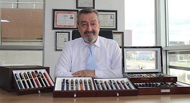 Emekli hakimin dolma kalem aşkı!