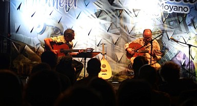 Konakta ud ve gitarın muhteşem ahengi
