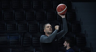 Oğuz Savaş, Çayırova'yı Süper Lig'e çıkarmak için ter dökecek!