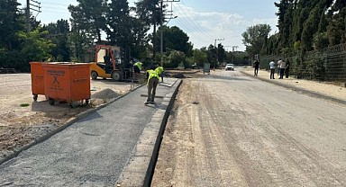 Yelkenkaya Caddesinin kaldırımları yenileniyor!