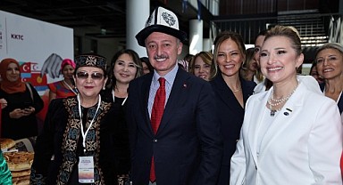 Başkan Büyükakın iş dünyası kadınlarıyla bir araya geldi!