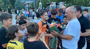 Başkan Söğüt sözünü tuttu, çocuklarla buluştu
