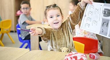 Bu kulüplerde çocuklar hem eğleniyor hem öğreniyor!