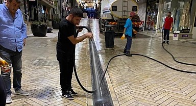 Fethiye Caddesi'nde mazgal temizliği yapıldı!
