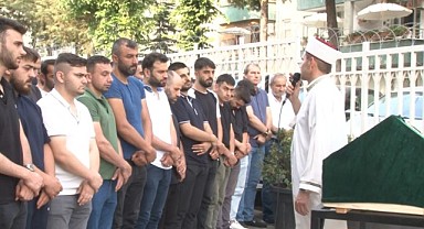 Kazada hayatını kaybeden tır sürücüsü defnedildi!