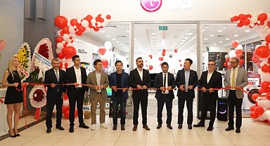 LG’NİN brandshop mağazası Gebze Center’da açıldı!