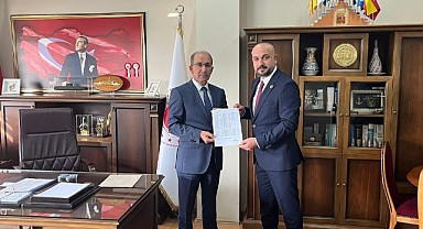 MHP'li Demirbaş, mazbatasını aldı!