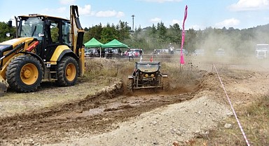 Off-road şenliği nefes kesti!