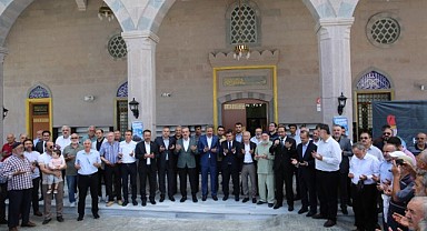 Ümmet Camii dualarla açıldı!