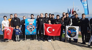 35 dalgıç Cumhuriyet için daldı