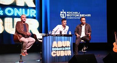 Abur Cubur Show seyirciden tam not aldı!