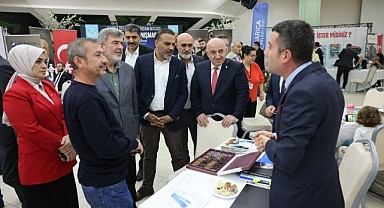 Bu fuarda iş arayanlar işverenlerle buluştu!