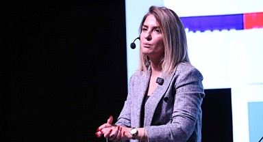 Cesur: “Hayatta çok fazla ton var”