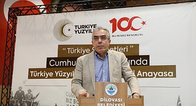 Cumhurbaşkanı Başdanışmanı Uçum, yeni anayasayı anlattı!