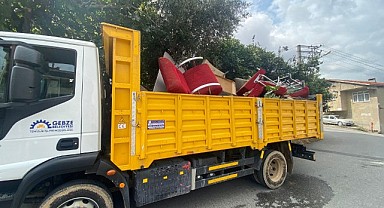 Evin içinden 1 kamyon çöp çıkardılar!