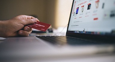 Kaparo alıp 71 kişiyi 500 bin TL dolandırdılar!