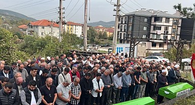 Katledilen anne oğul toprağa verildi