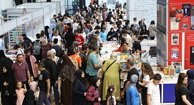 Kitap Fuarı hafta sonu 278 bin 497 ziyaretçi ağırladı!