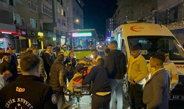 Otomobille çarpışan motosikletin sürücüsü yaralandı!