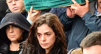 Özge Özpirinçci'nin acı günü!
