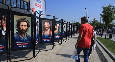 Roman kahramanlarının artık bir yüzü var!