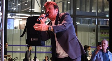 Şiirleriyle gönüllere dokundu!