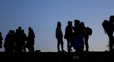 12 düzensiz göçmen yakalandı!