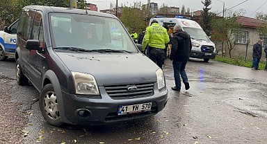 5 yaşındaki çocuğa ticari araç çarptı!