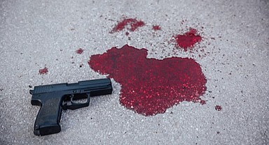 Ailesiyle tartışan genç başından vurulmuş olarak bulundu