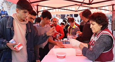 Atatürk’ün sevdiği yemekler dağıtıldı