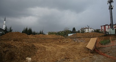 Ayazma Mahallesi’ne futbol sahası geliyor
