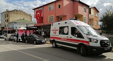 Bıçaklı kavgada 2 kişi yaralandı!