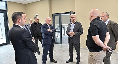Bıyık ve Aslantaş, Darıca Hizmet Kompleksini gezdi