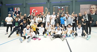 Çayırova Belediyesi, Sigortam Net'i 81-69 yendi
