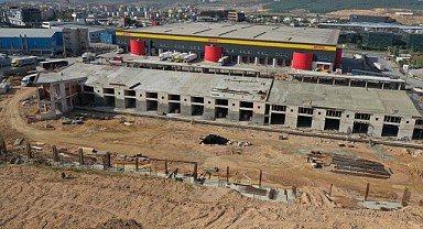 Gebze’nin beklediği hal binası yarıyı geçti