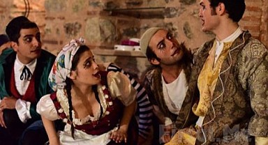 İki Efendi'nin Uşağı tiyatro severlerle buluşacak
