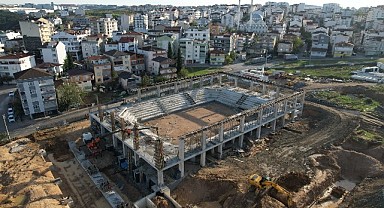 Kapalı Spor Salonu’nda çalışmalar sürüyor