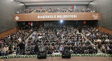 LGS’ye hazırlanan öğrencilere kitap seti hediye ettiler