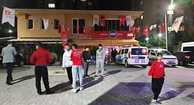 Market çalışanı site yöneticisini bıçakladı!